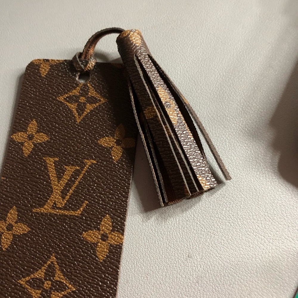 Monogram Bookmark - Picture 5 of 5